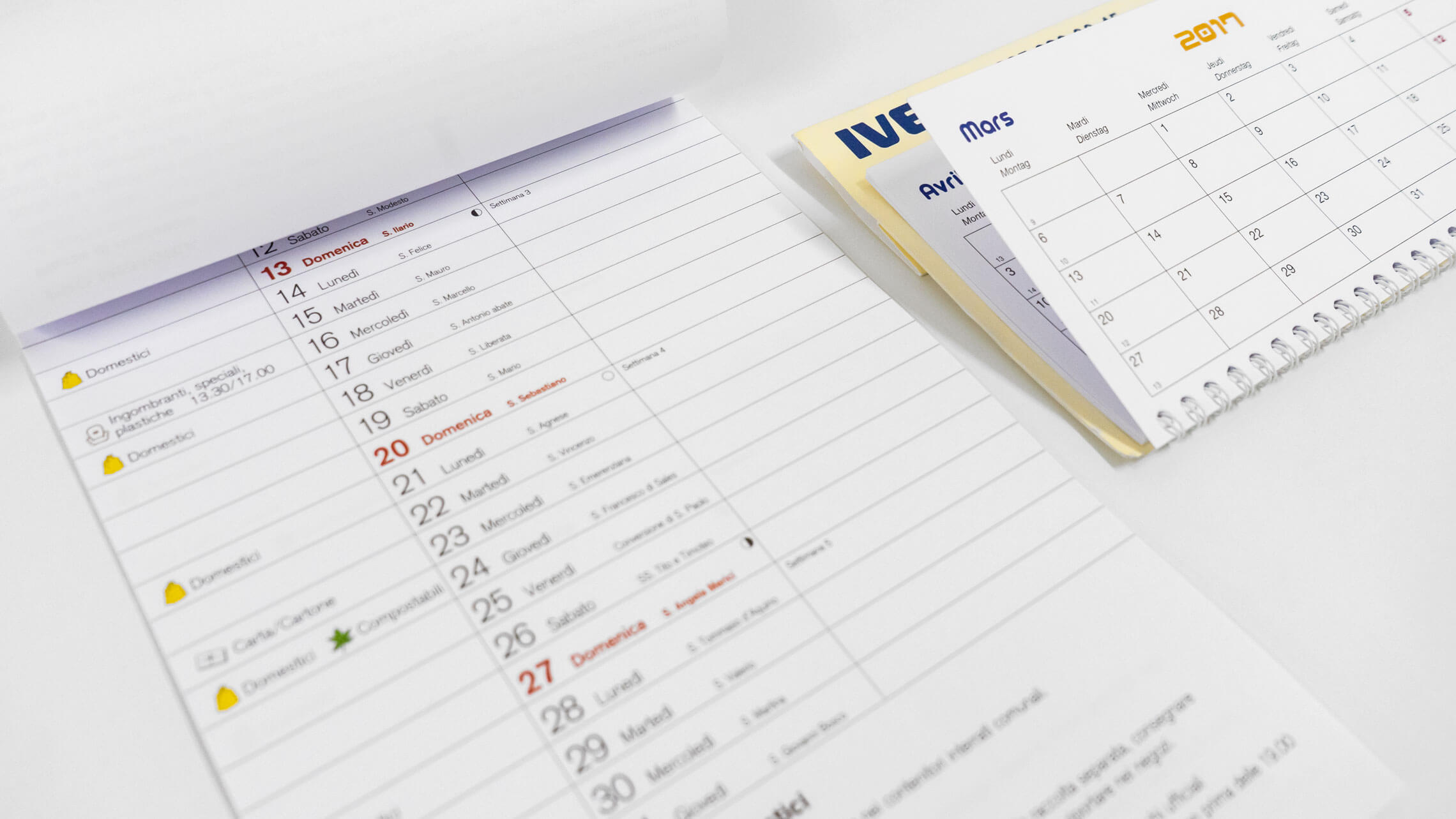 Calendario aziendale stampato — personalizzazione e finiture offset